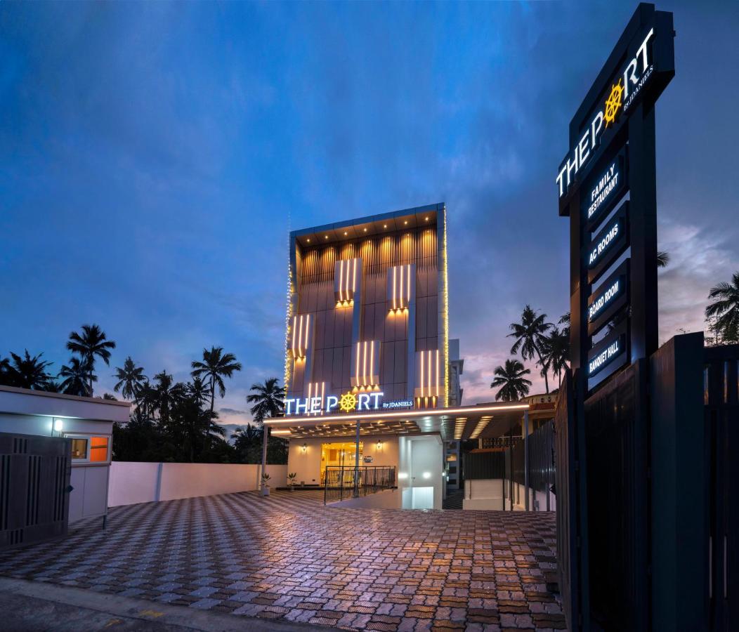 Hotel The Port By Jdaniels Thiruvananthapuram Esterno foto